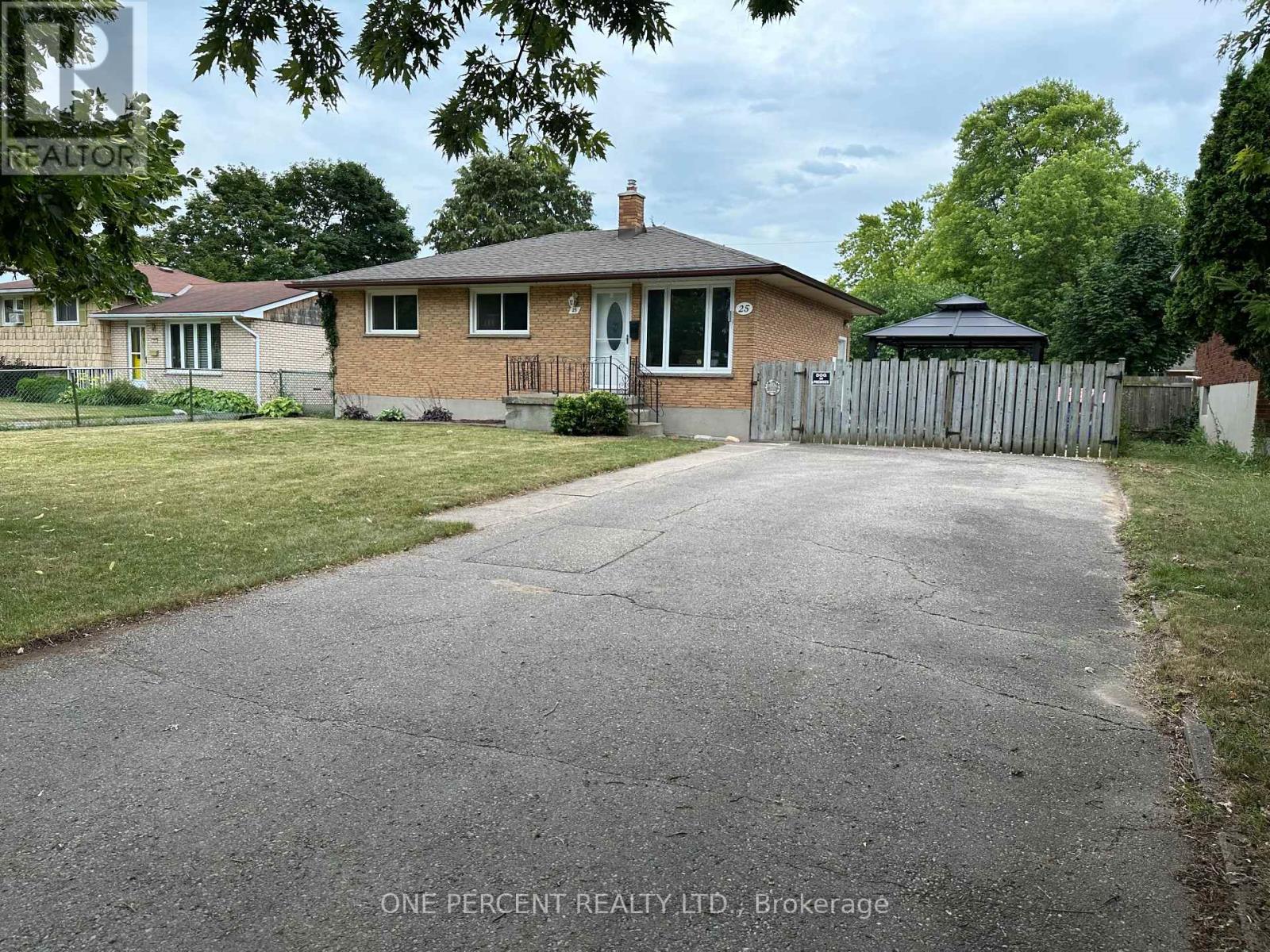 25 Hawkesbury Ave, London, ON N5V 2J9