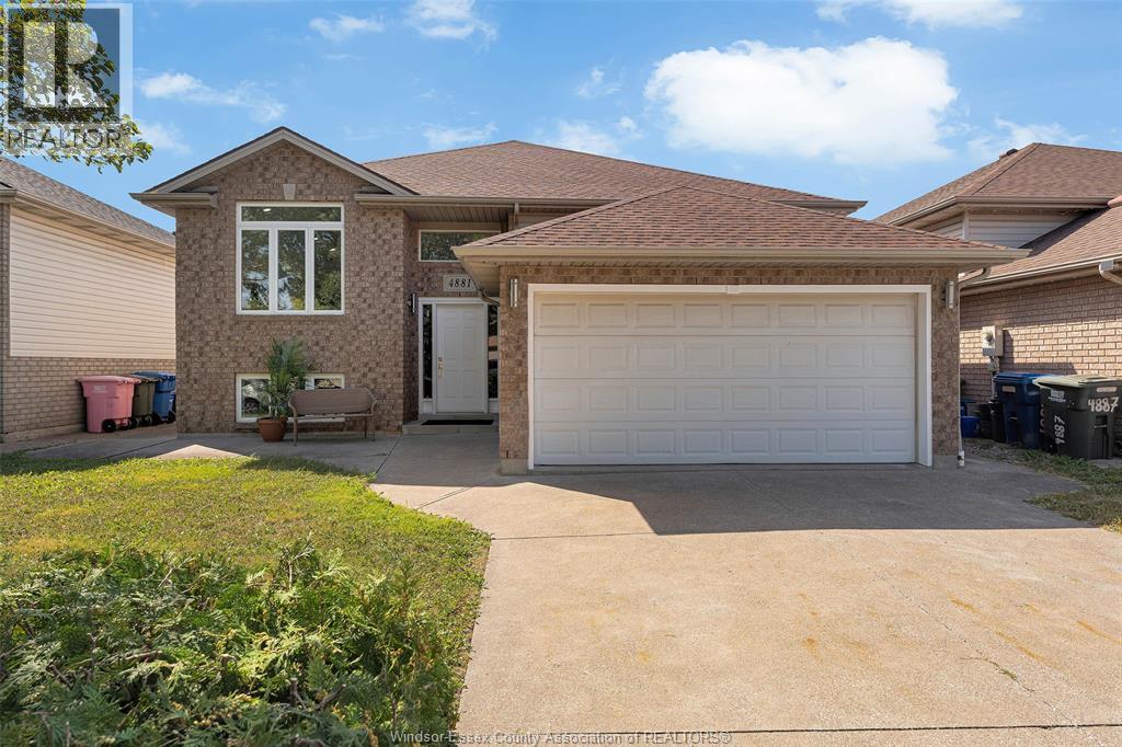 4881 Juliet Cres, Windsor, ON N9G 3A6