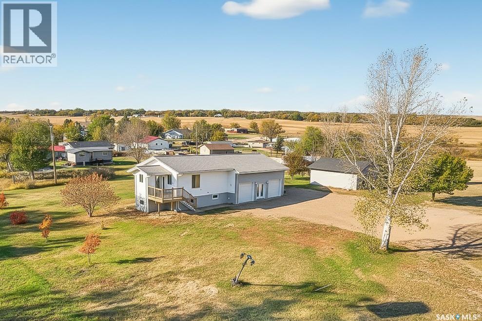 102 Victoria St, Mortlach, SK S0H 3E0
