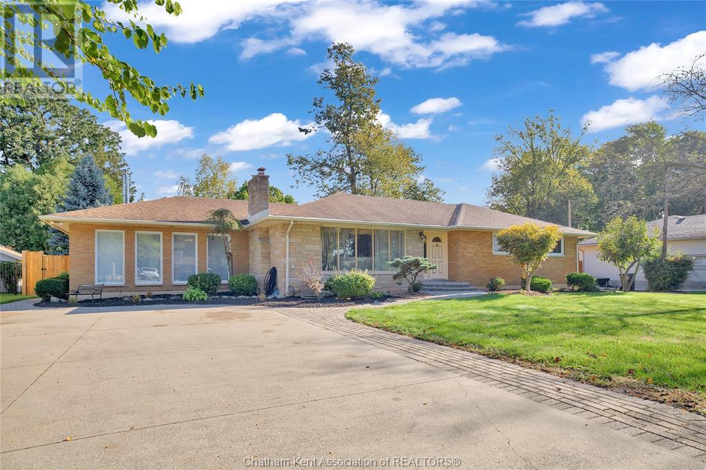 79 Lynnwood Ave, Chatham-Kent, ON N7M 5J4