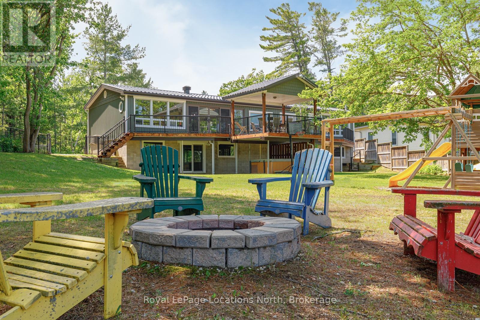 1628 River Rd W, Wasaga Beach, ON L9Z 2S3