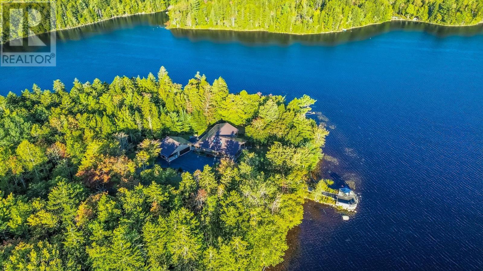 144 Lake Lewis Ln, New Russell, NS B0J 2M0
