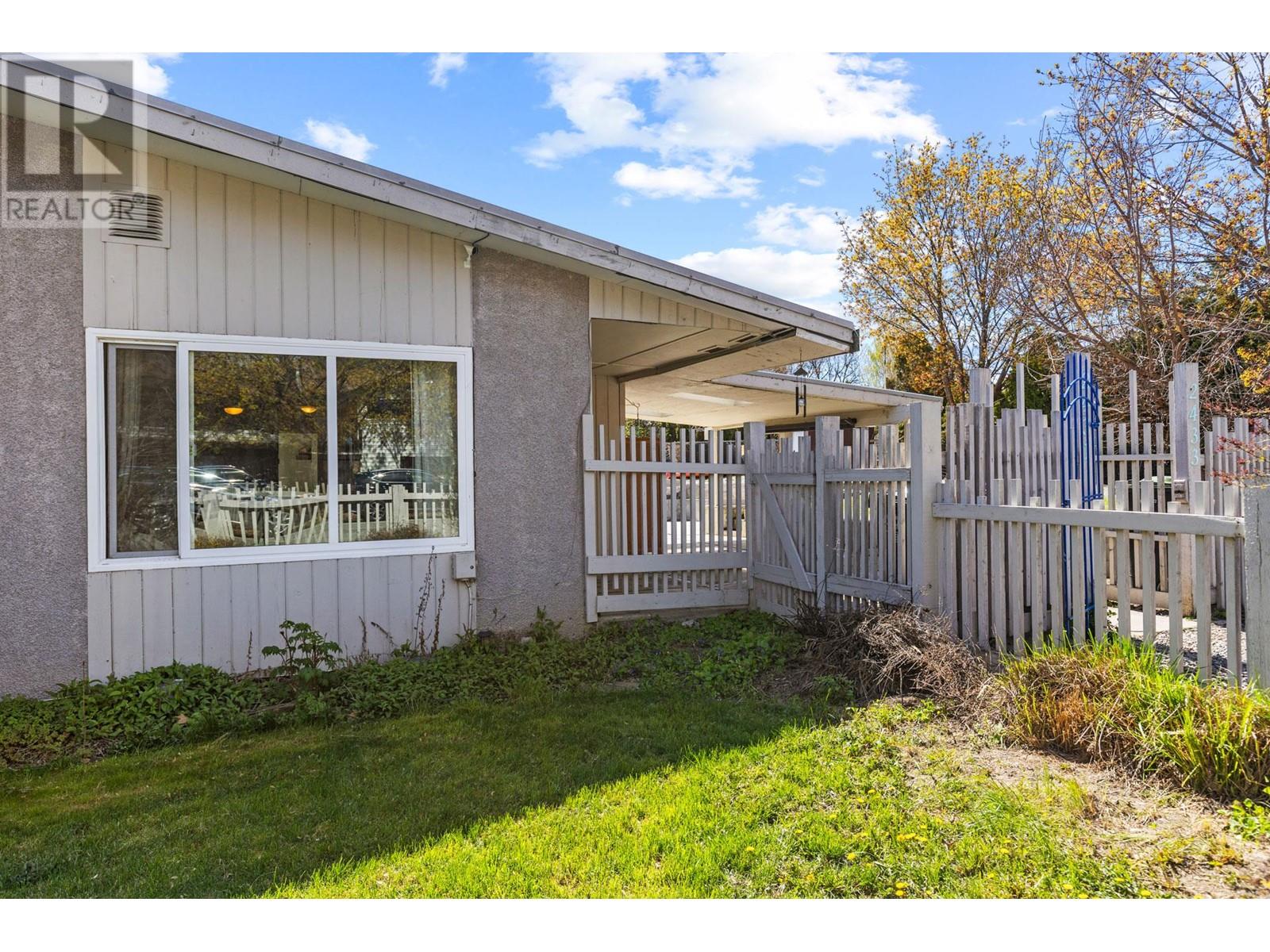 2431 Bering Rd, West Kelowna, BC V4T 1P3