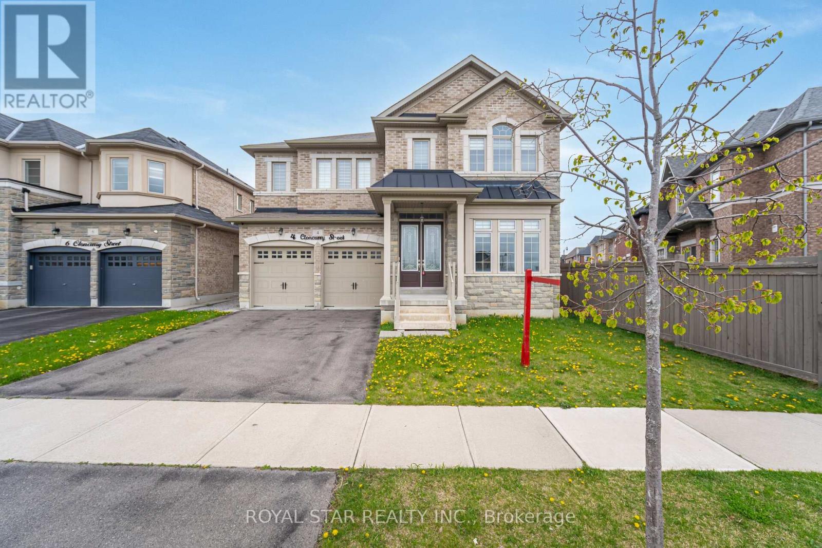 4 Cloncurry St, Brampton, ON L6P 4G3
