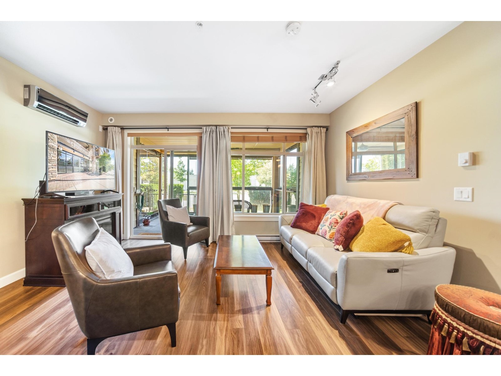 2860 Trethewey Street Unit 104, Abbotsford, BC V2T 0G5