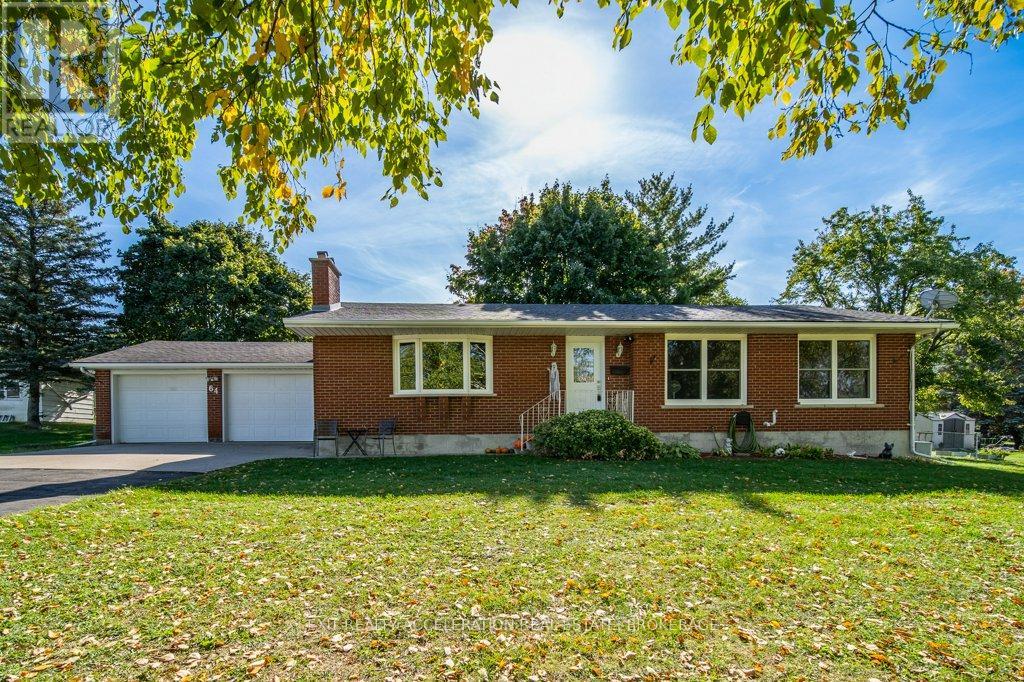 64 River Rd, Greater Napanee Greater Napanee, ON K7R 3H4