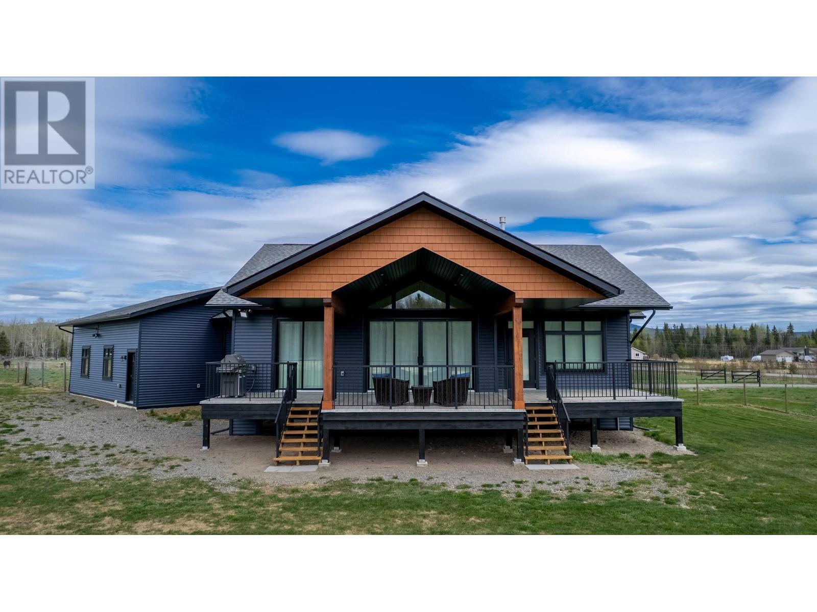 7400 Taborview Dr, Prince George, BC V2N 5W4