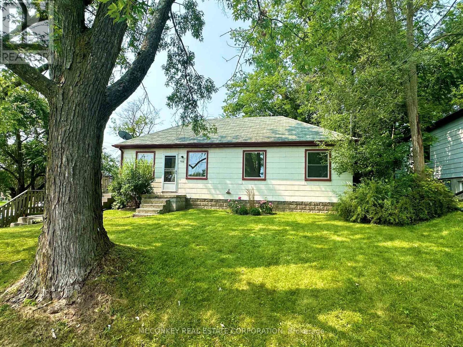 1033 Western Ave Ward 1 Ave, Peterborough, ON K9J 5W5