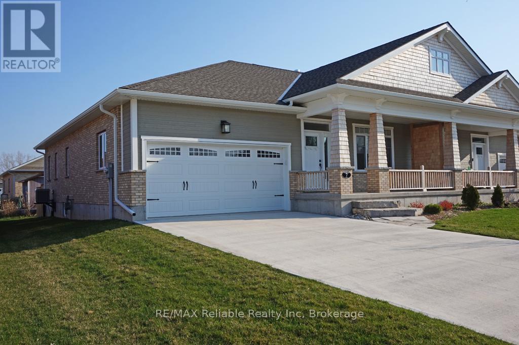 7 Thimbleweed Dr, Bluewater Bayfield, ON L6E 0J7