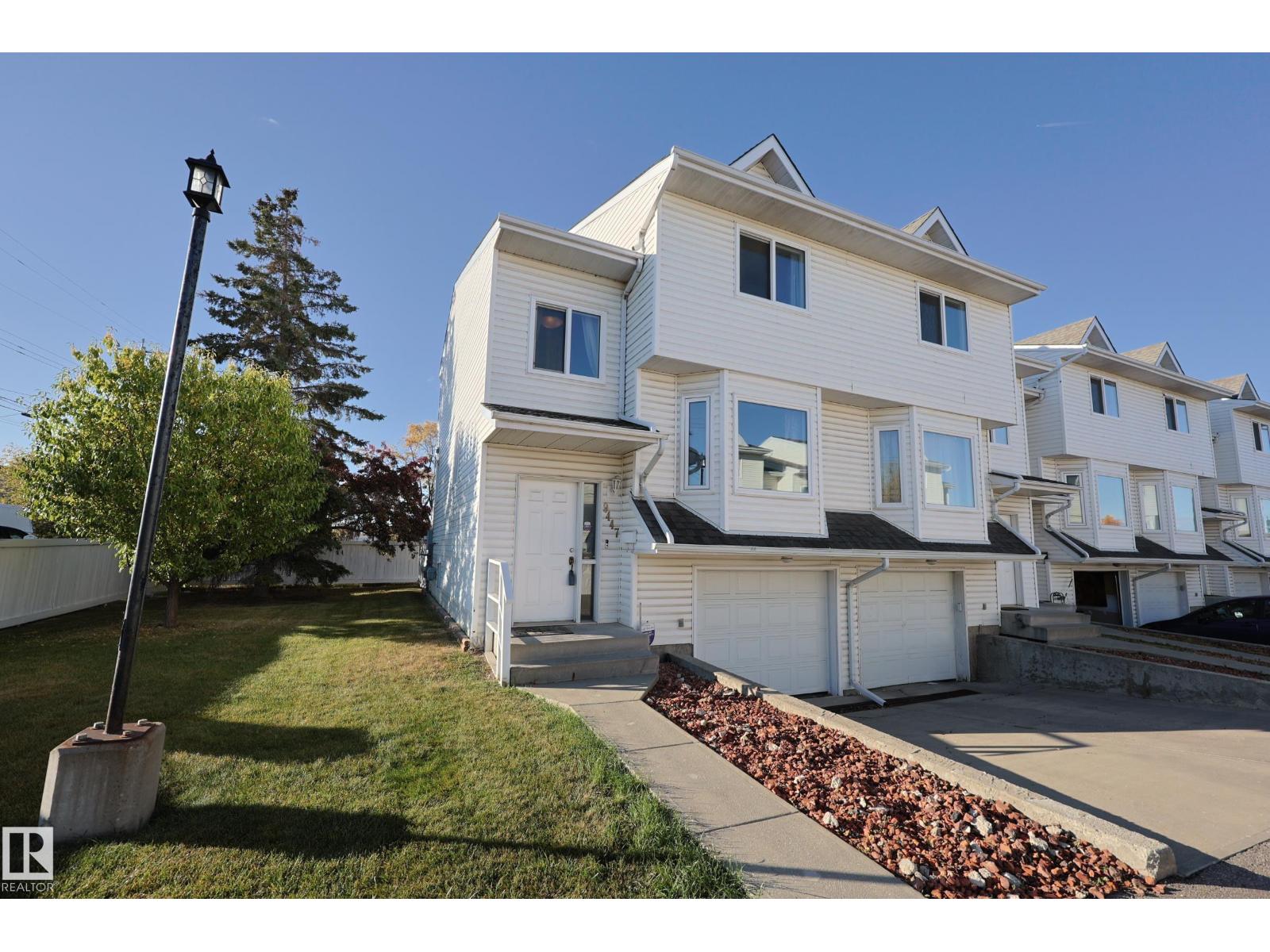 156 St Nw Unit 9447, Edmonton, AB T5R 1Z5
