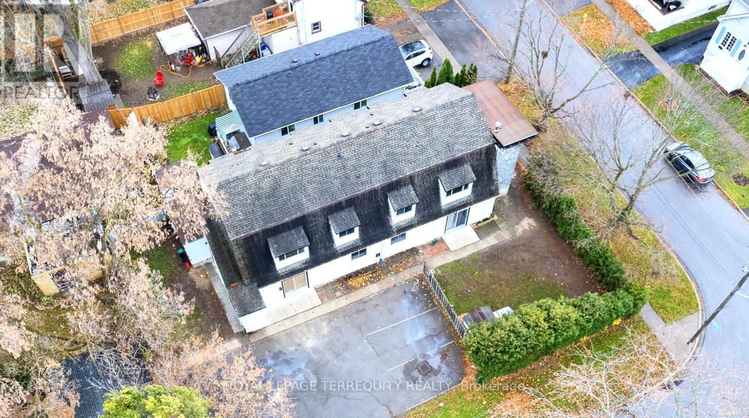 20 Mildred Ave, St. Catharines, ON L2R 6H8