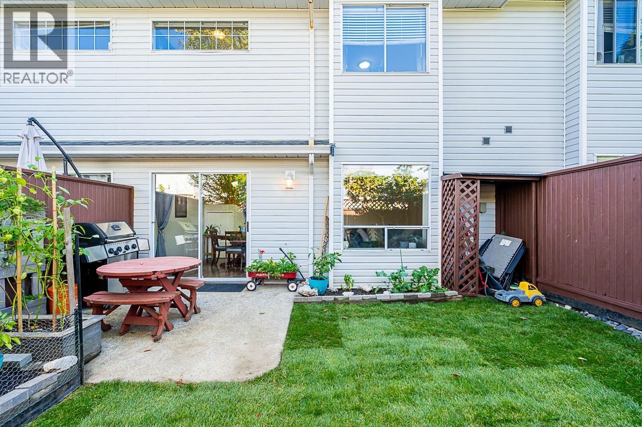 20625 118 Avenue Unit 9, Maple Ridge, BC V2X 0R1