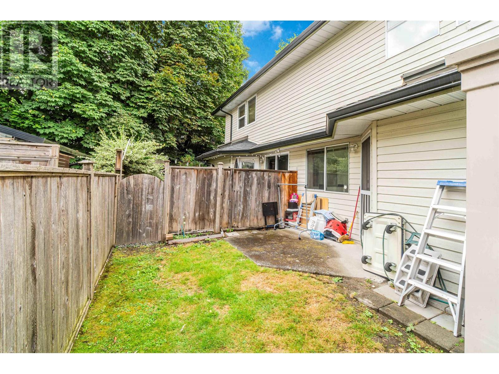 7131 Garden City Road Unit 4, Richmond, BC V6Y 3M8