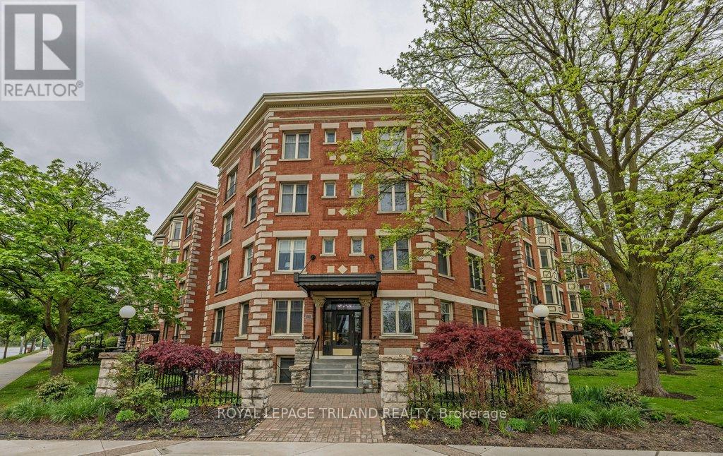 306 460 Wellington St, London, ON N6A 3P8
