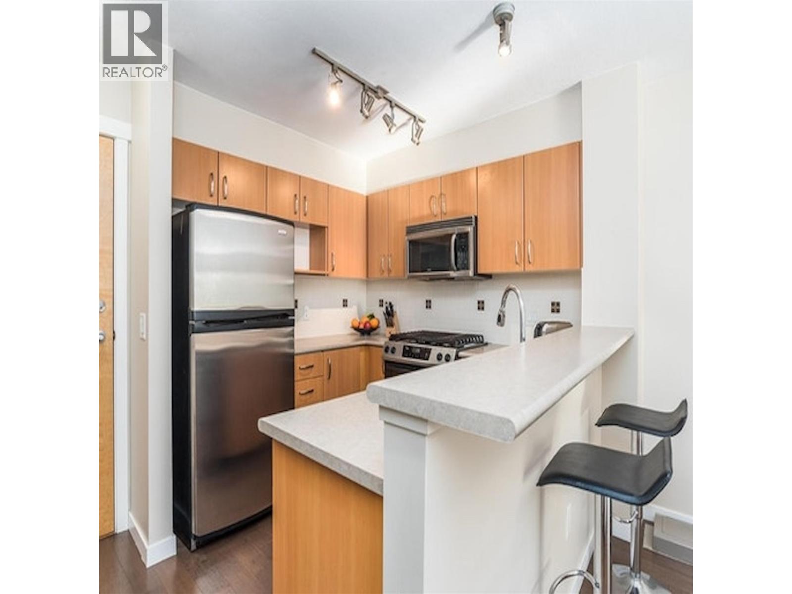 801 Klahanie Drive Unit 413, Port Moody, BC V3H 5K4