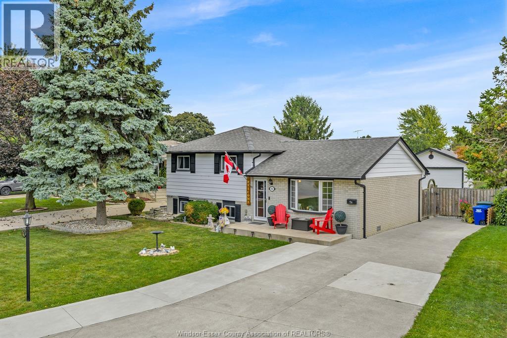 74 Riviera, Amherstburg, ON N9V 3H5