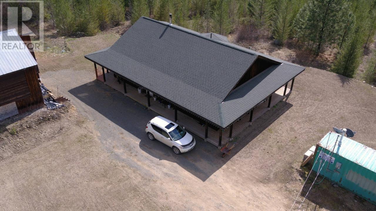1612 Flume Rd, Barriere, BC V0E 1E0