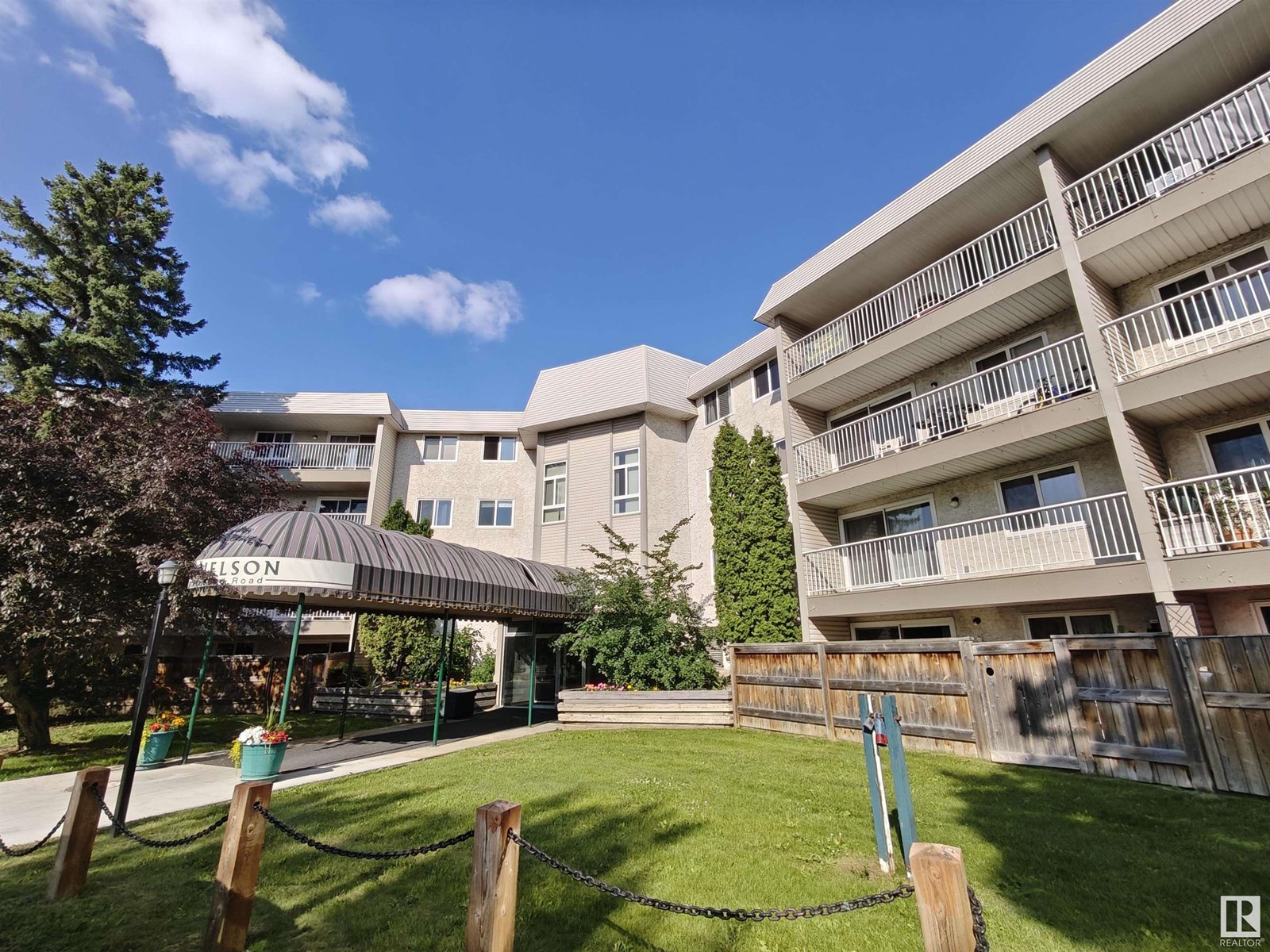 5125 Riverbend Road Northwest #226, Edmonton, AB T6H 5K5