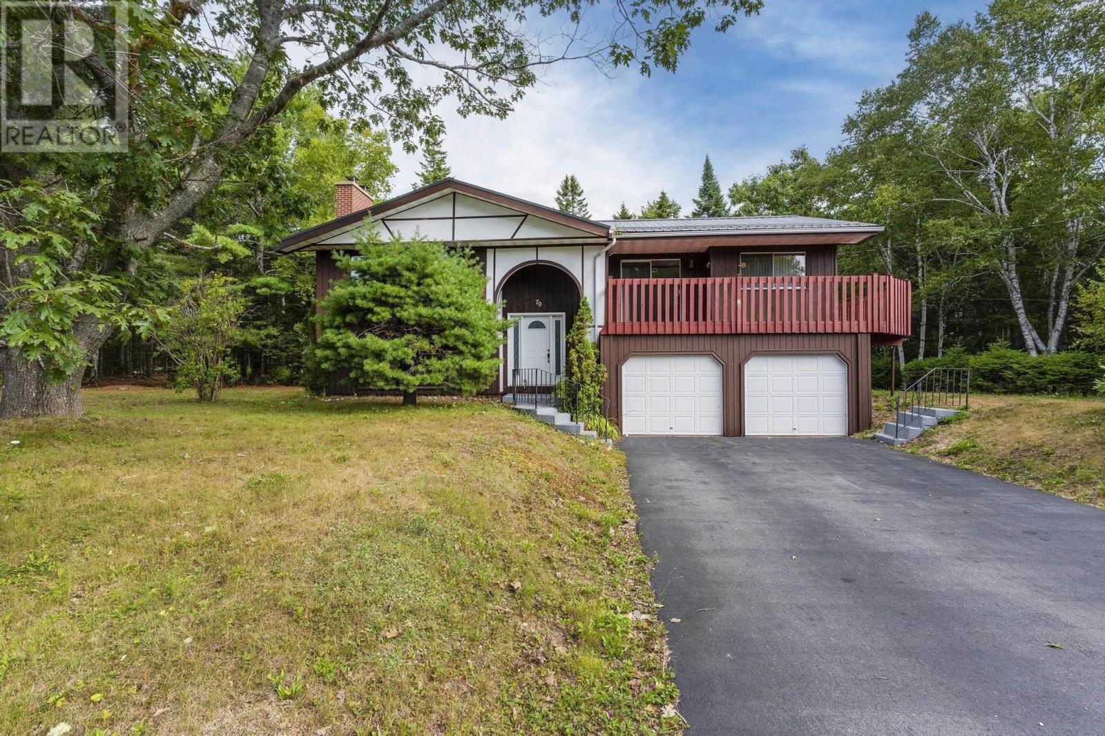 70 Chester Downs Rd, Chester, NS B0J 1J0