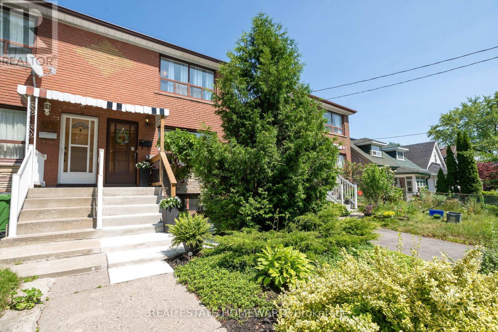 331 Rhodes Ave, Toronto, ON M4L 3A4