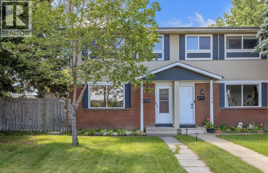 120 Pennsburg Way SE, Calgary, AB T2A 2J5