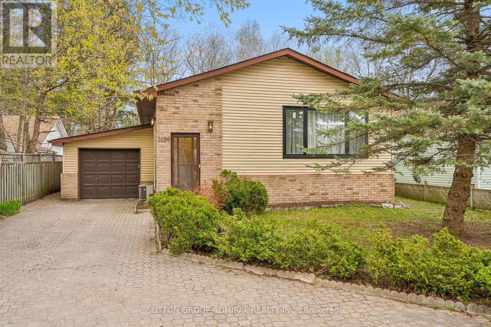 2059 Northern Ave, Innisfil, ON L9S 1Z4