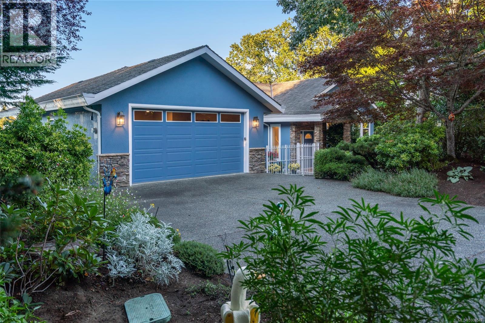 3419 Redden Rd, Nanoose Bay, BC V9P 9H4