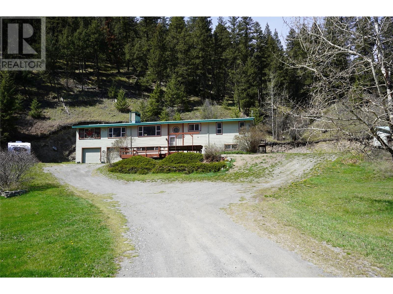26 Mile Frontage Road Unit 6681, Clinton, BC V0k 1k0