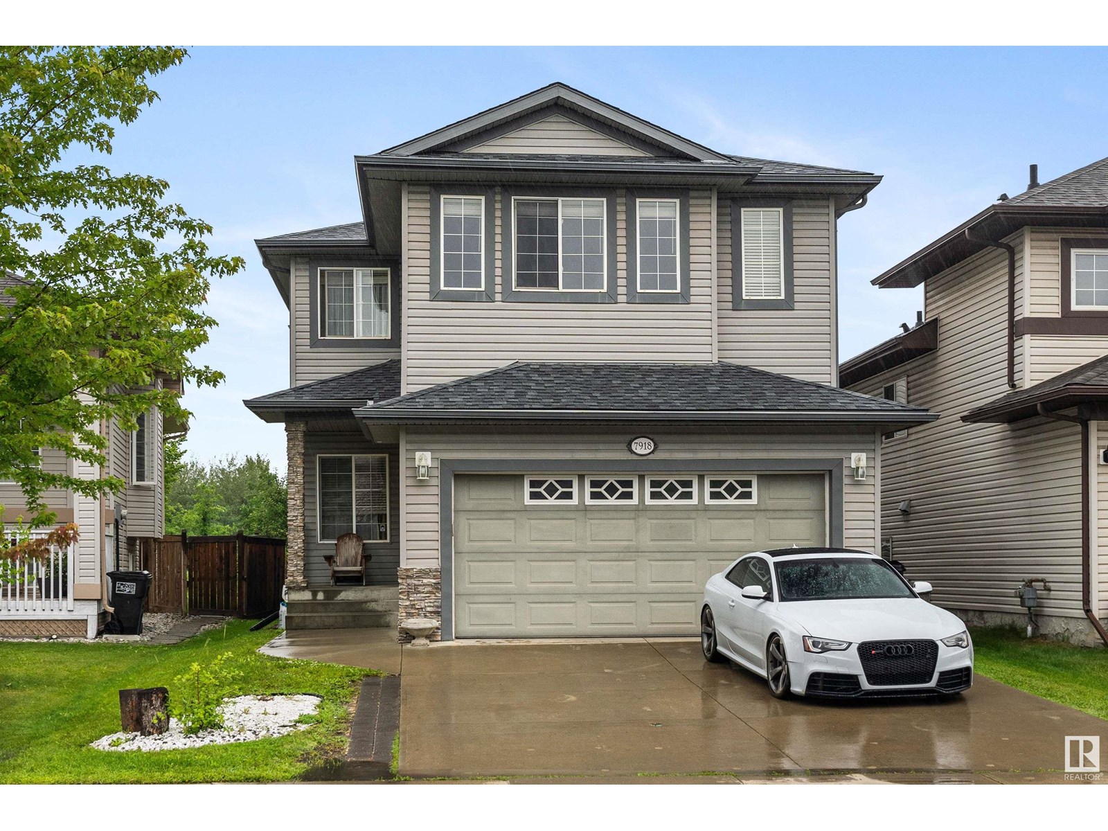 7 Av Sw Unit 7918, Edmonton, AB T6X 1N3