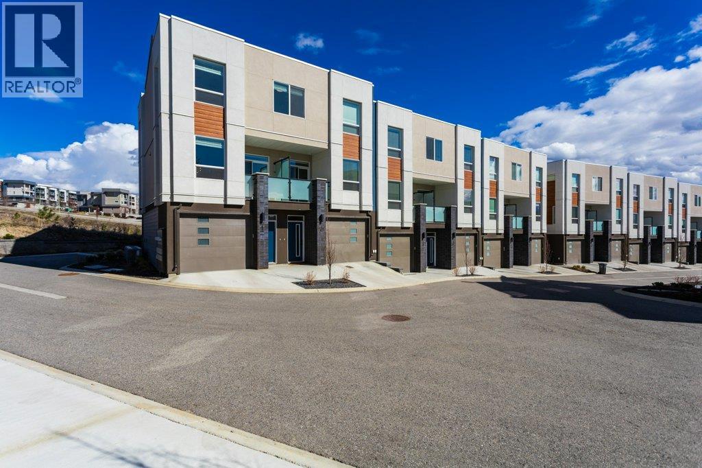 610 Academy Way Unit 42, Kelowna, BC V1V 0H2