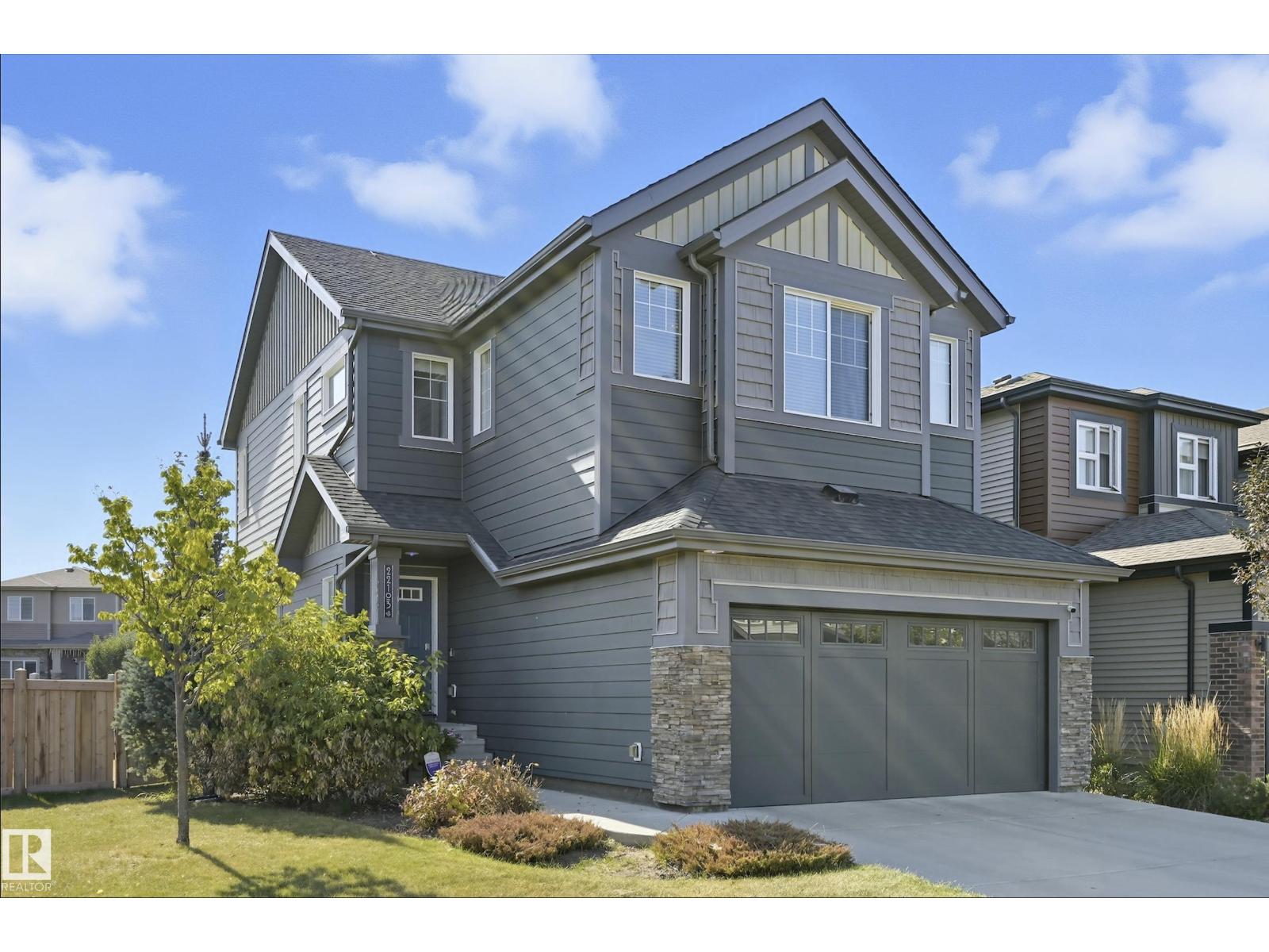 87 Av Nw Unit 22103, Edmonton, AB T5T 7H7