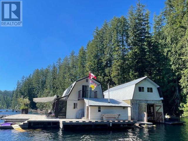 11662 Powell Lk, Powell River, BC