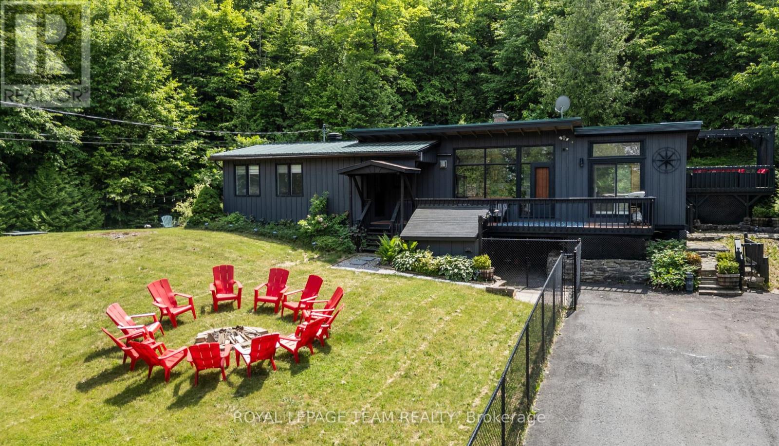 4881 Opeongo Rd, Ottawa, ON K0A 3M0