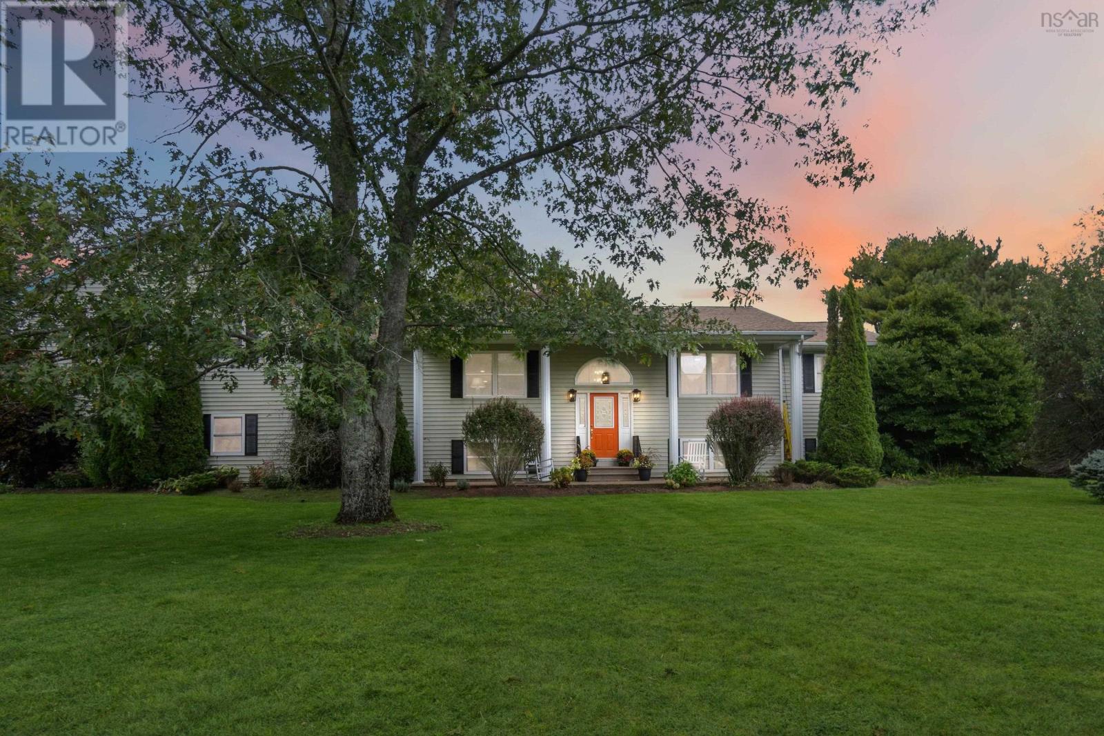 6585 Highway 221, Lakeville, NS B4N 3V7