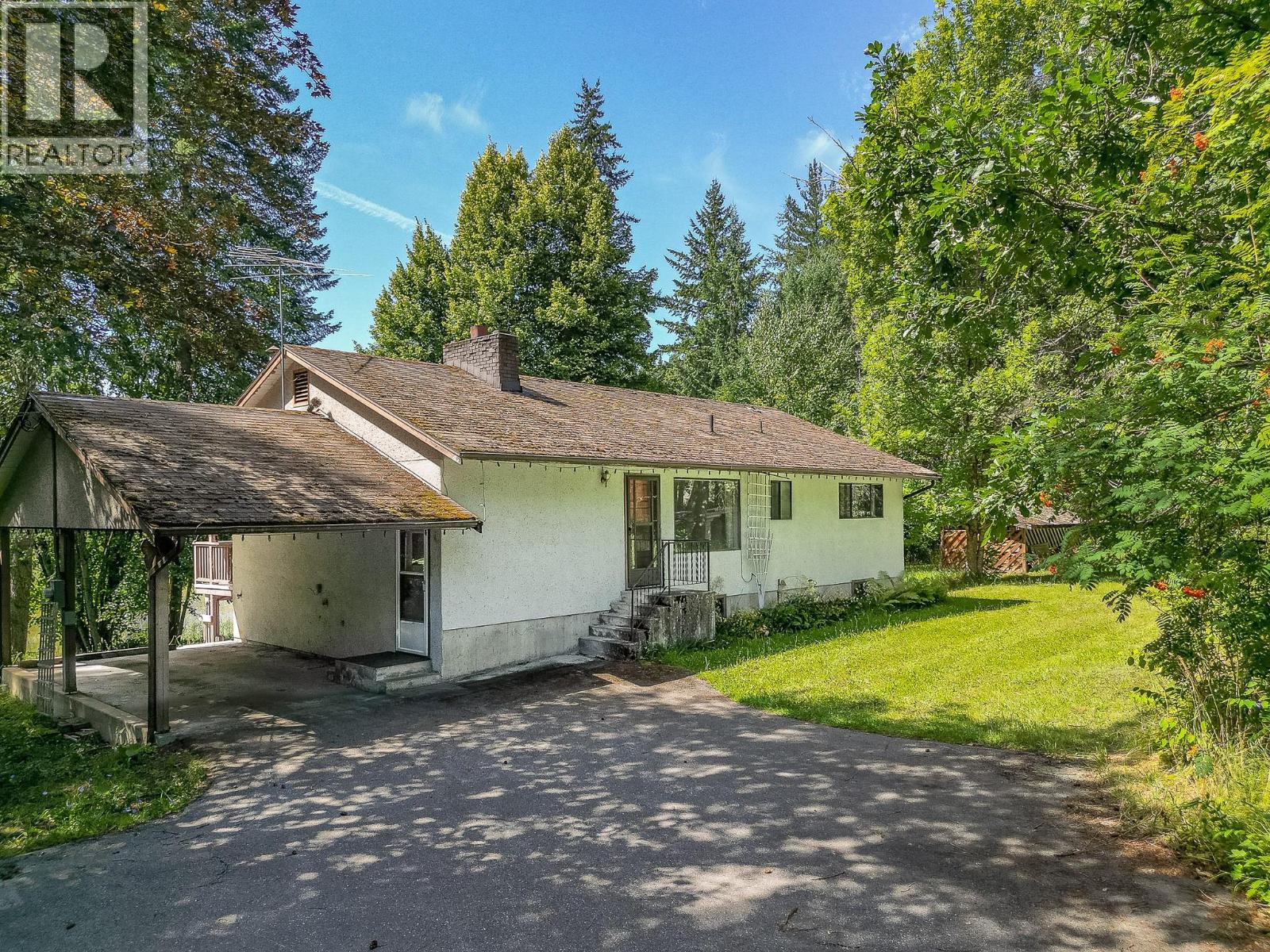 1926 Bundus Rd, Sicamous, BC V0E 2V5