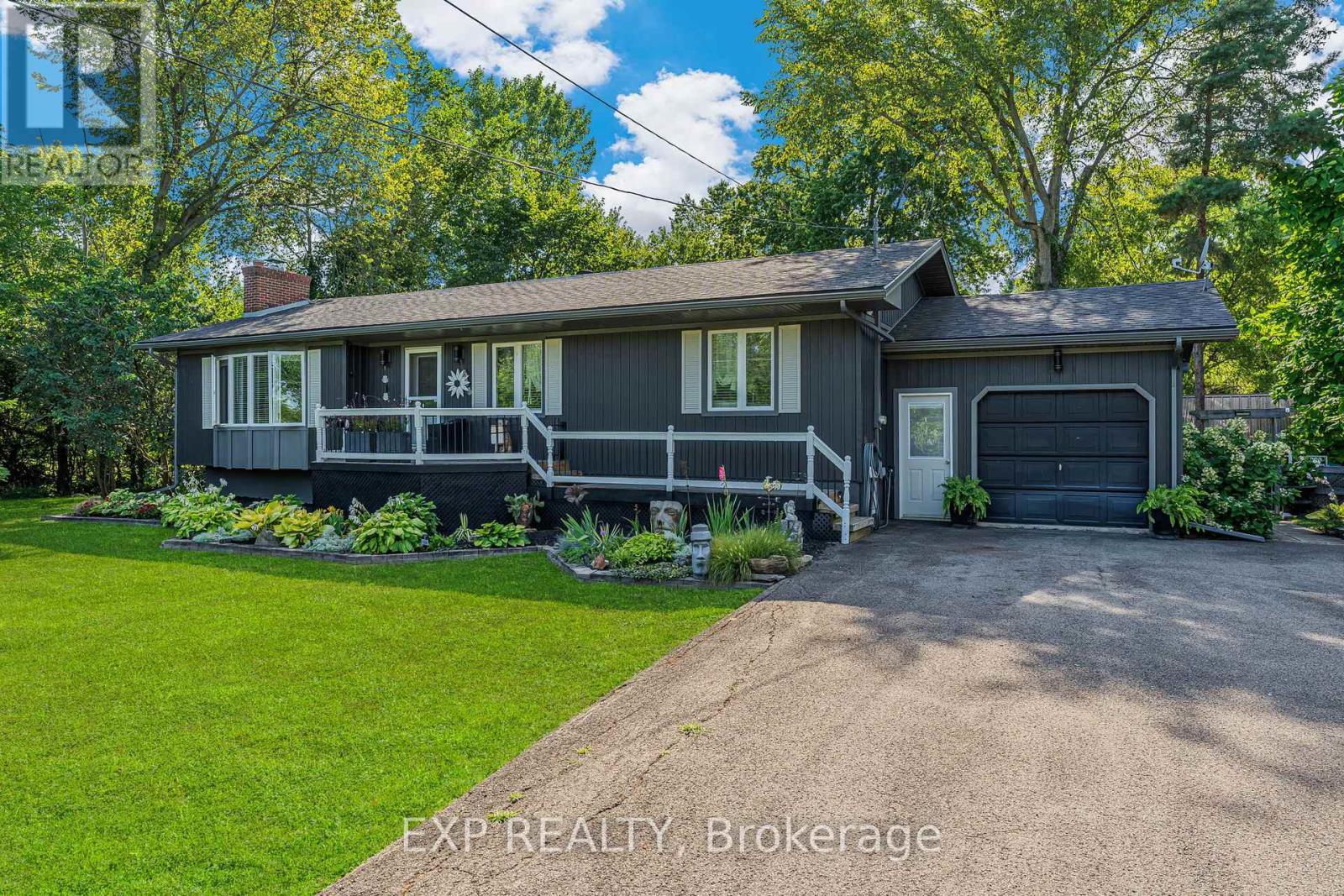 3725 Switch Rd, Fort Erie, ON L0S 1S0