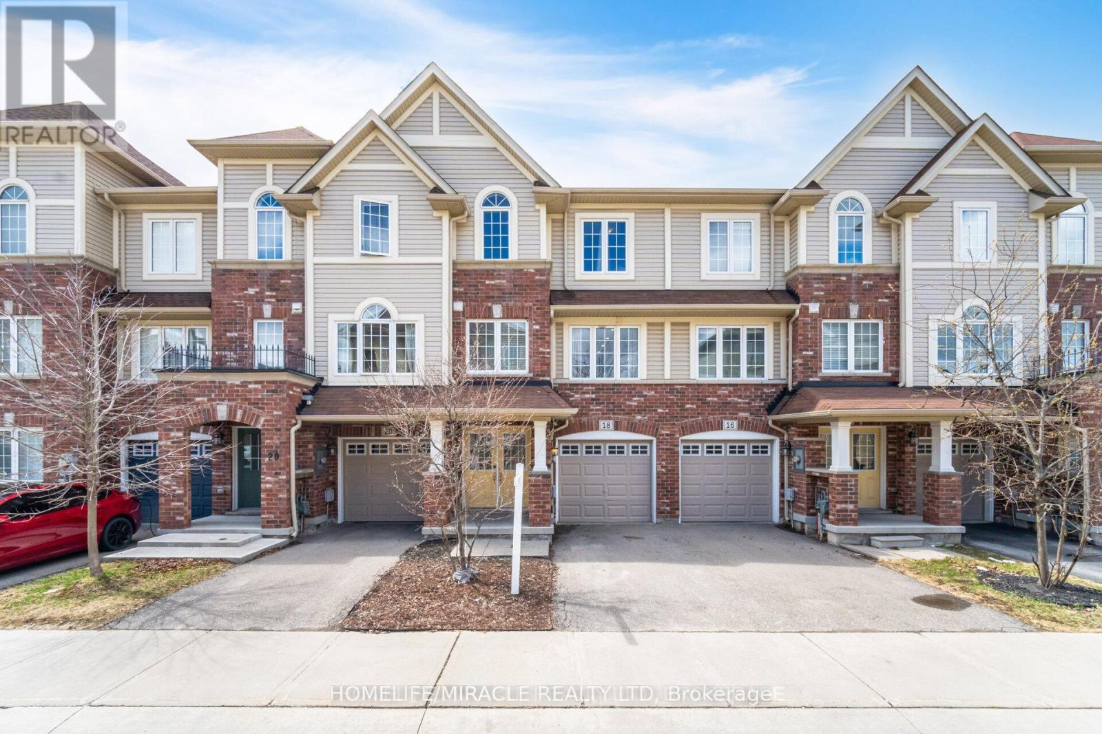 18 Kenridge Ter, Hamilton, ON L8J 0G4