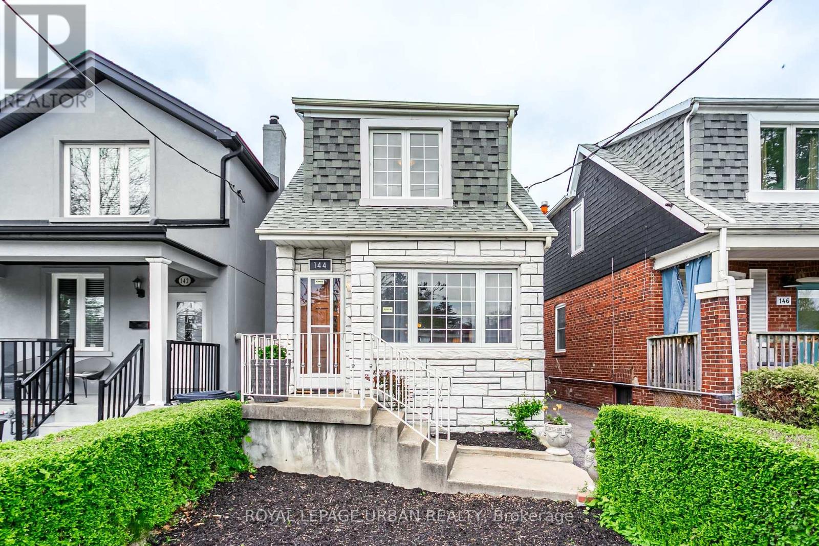 144 Aldwych Ave, Toronto, ON M4J 1X6