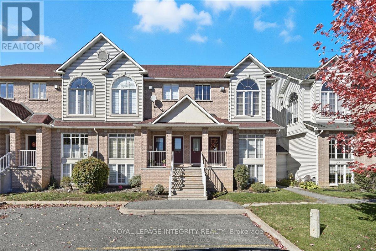 4471 Harper Ave, Ottawa, ON K1J 1C9