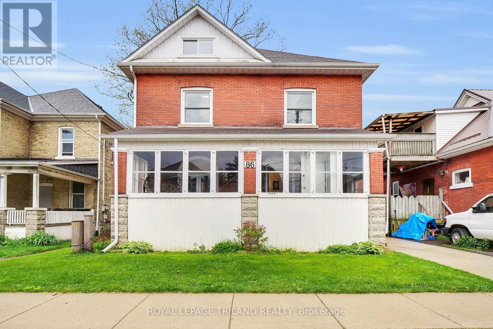 86 Kains St, St. Thomas, ON N5P 1N7