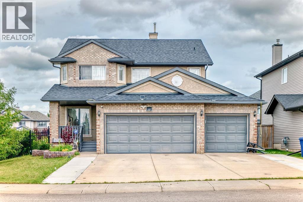 197 W Creek Blvd, Chestermere, AB T1X 1S8