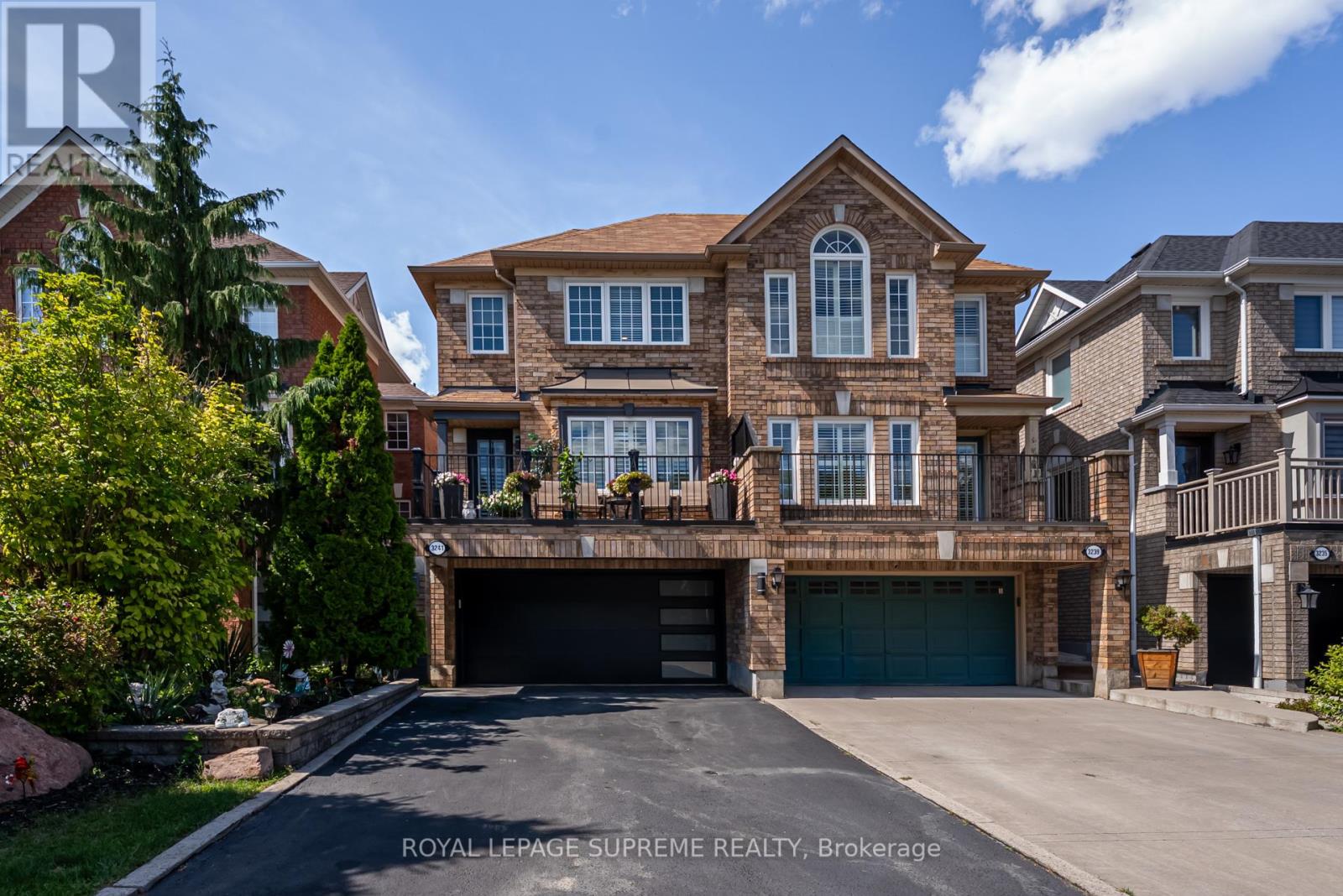 3241 High Springs Cres, Mississauga, ON L5B 4G6