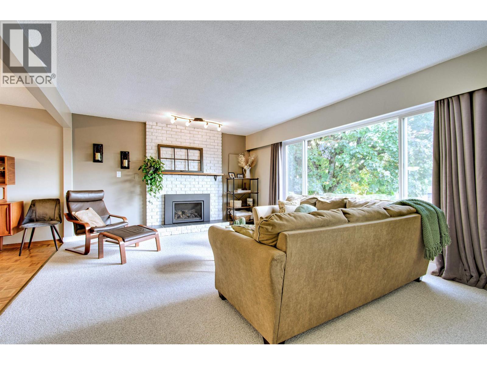 120 Avenue Unit 18855, Pitt Meadows, BC V3Y 1W5