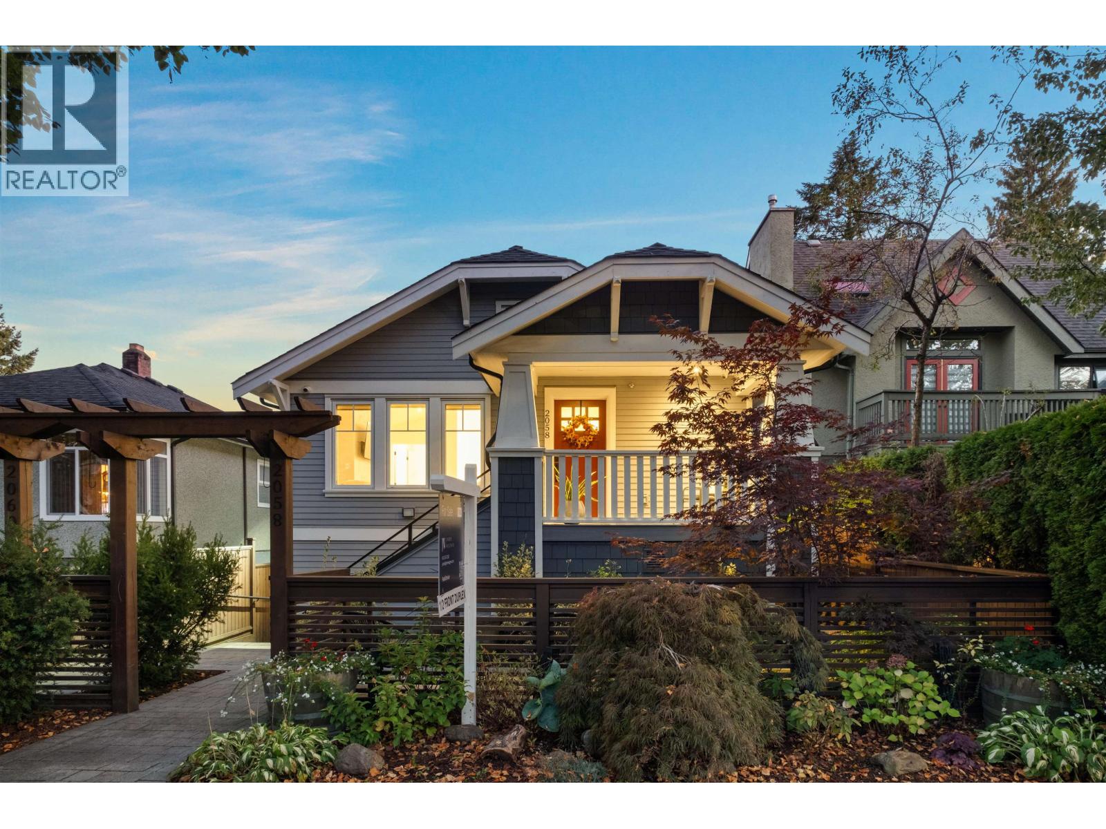 2058 E 5th Ave, Vancouver, BC V5N 1M4