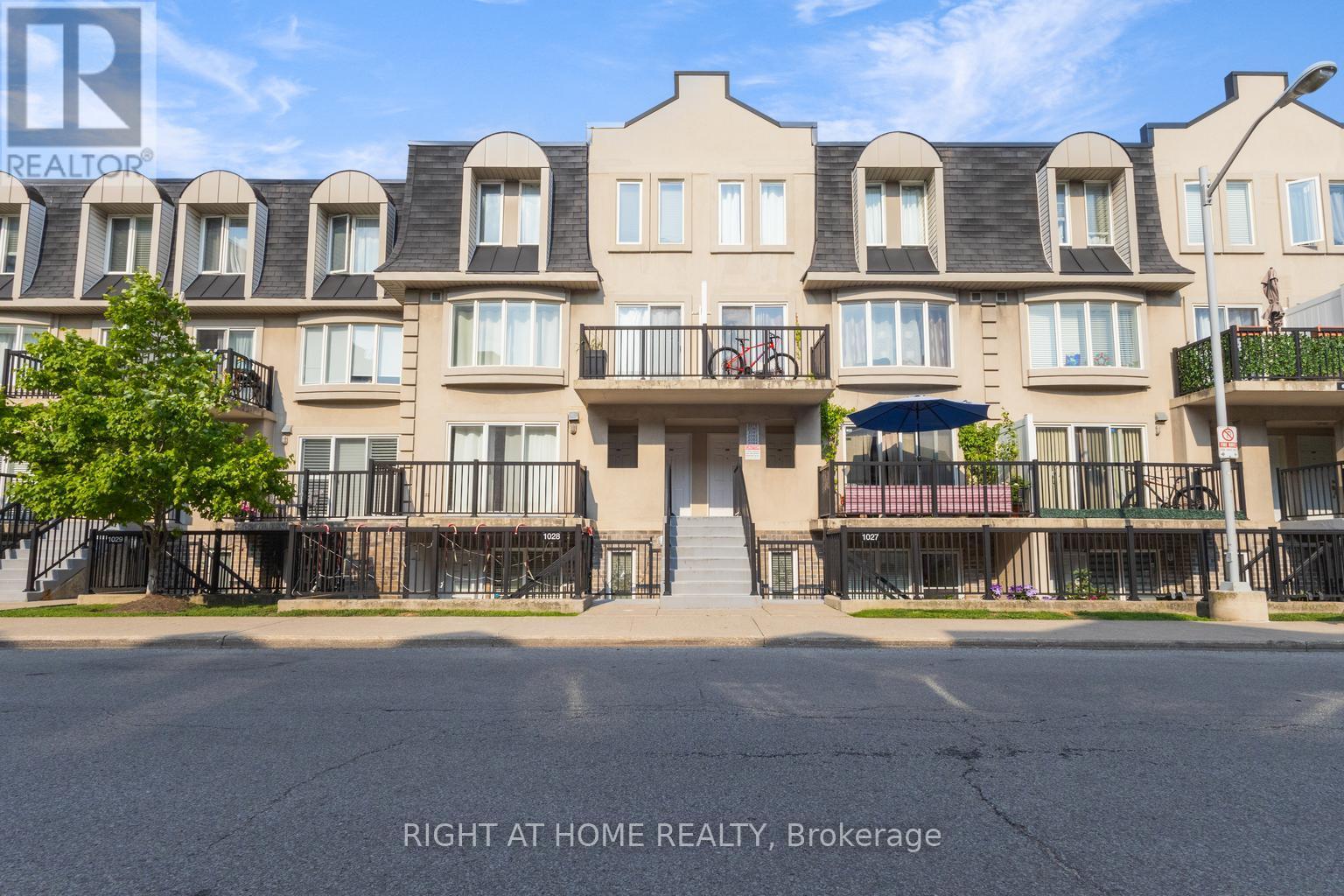 2083 65 George Appleton Way E, Toronto, ON M3M 2E9