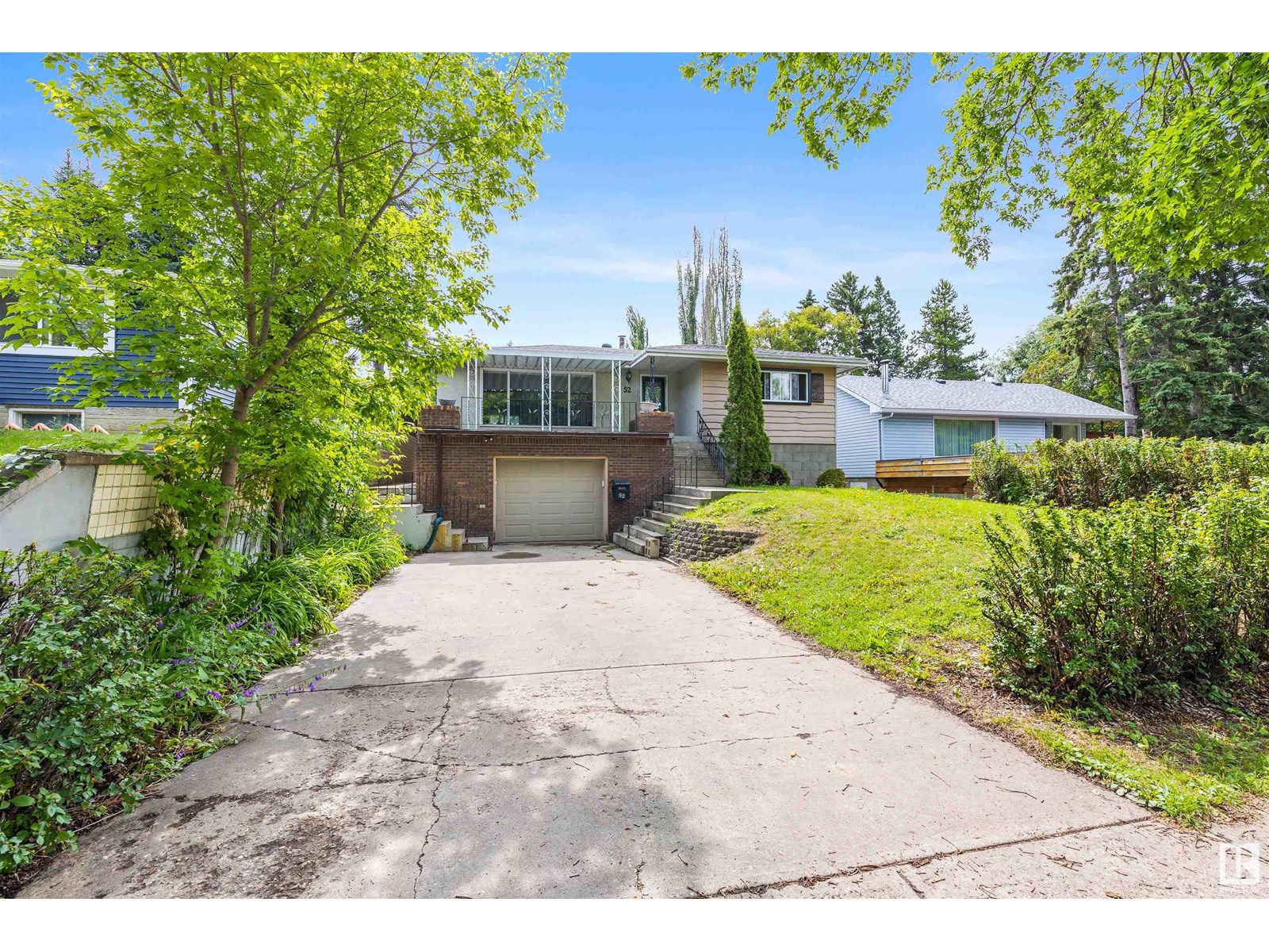 52 Belmont Dr, St. Albert, AB T8N 0C7