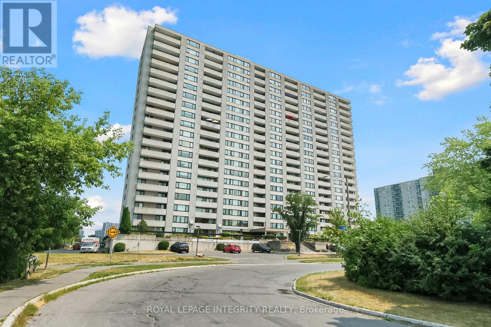 704 265 Poulin Ave, Ottawa, ON K2B 7Y8