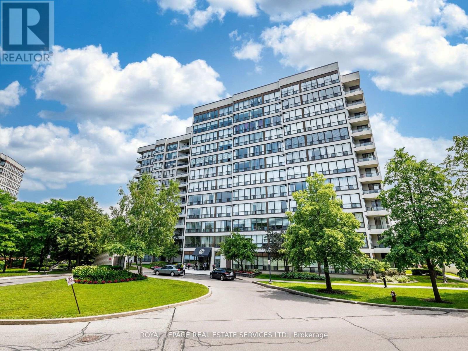 908 12 Laurelcrest St, Brampton, ON L6S 5Y4