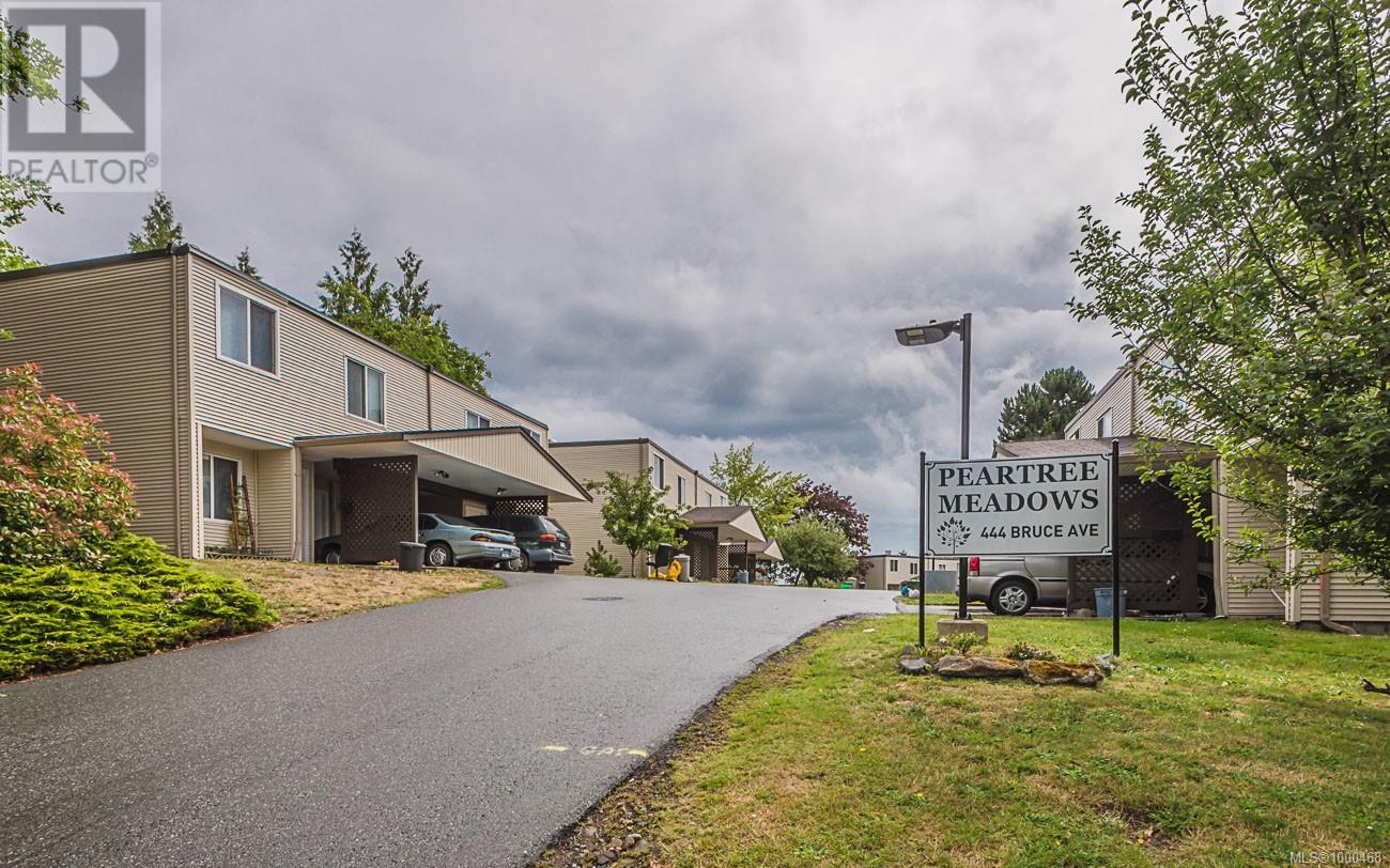 444 Bruce Ave Unit 12 Ave, Nanaimo, BC V9R 5W5