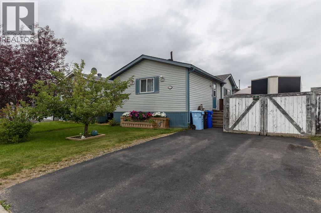 117 Mitchell Dr, Fort Mcmurray, AB T9K 2P2